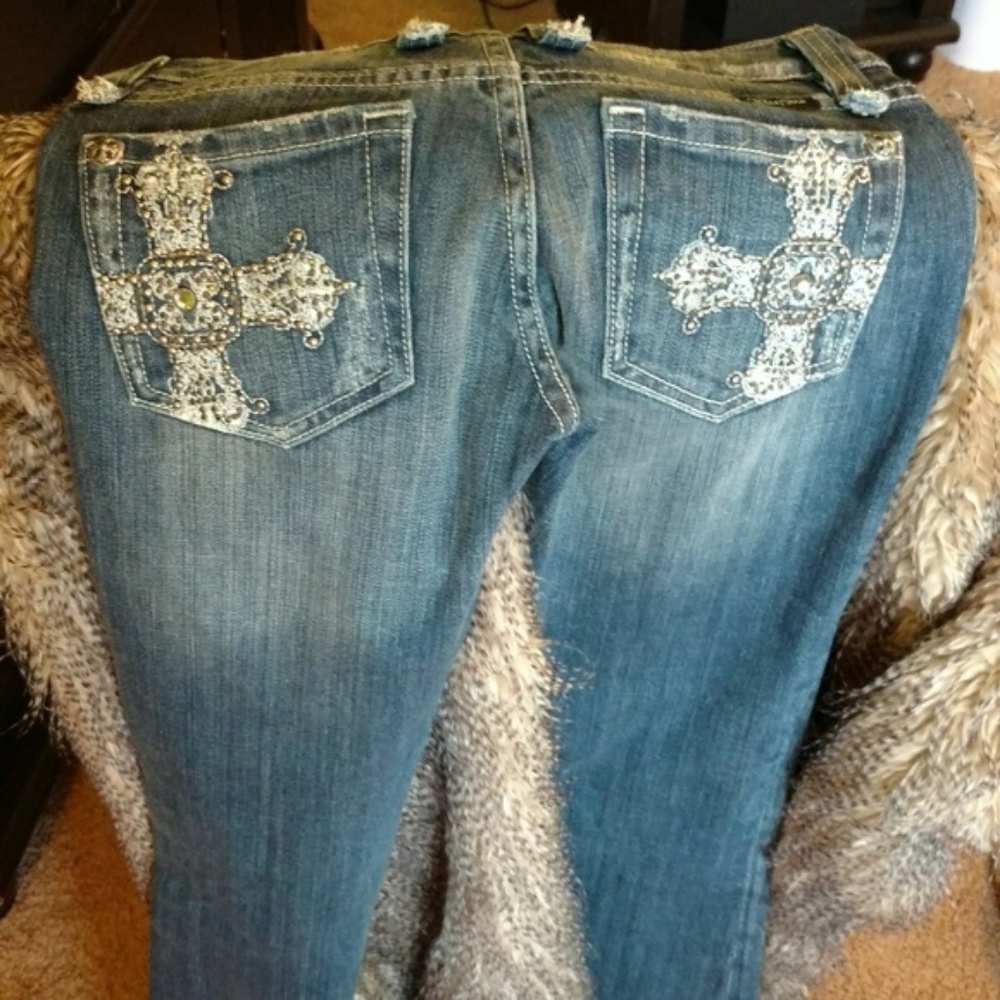 NWOT Miss Me Modelo style jeans 25